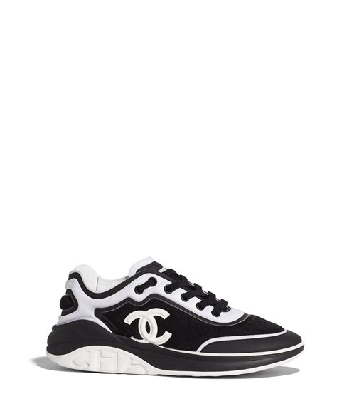 scarpe simil chanel ecrù e nere|Sneakers .